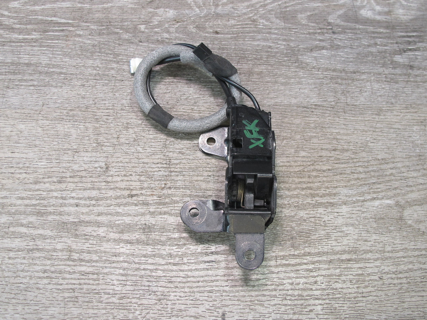 2014-2018 BMW F15 X5 Rear Left & Right Trunk Liftgate Lock Latch Actuator Set