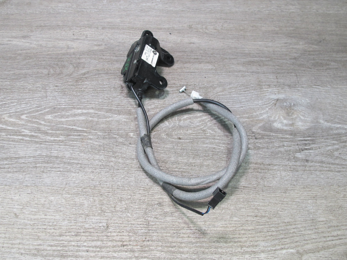 2014-2018 BMW F15 X5 Rear Left & Right Trunk Liftgate Lock Latch Actuator Set
