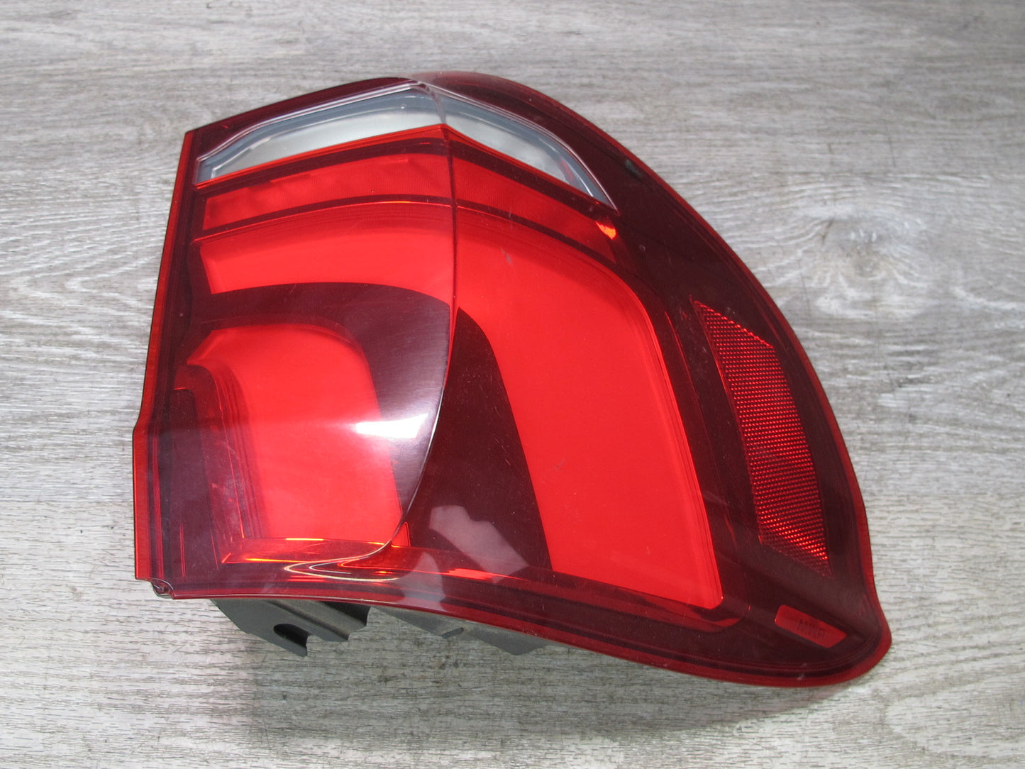 2014-2018 BMW F15 X5 Rear Left Outer Tail Light Lamp 7290103