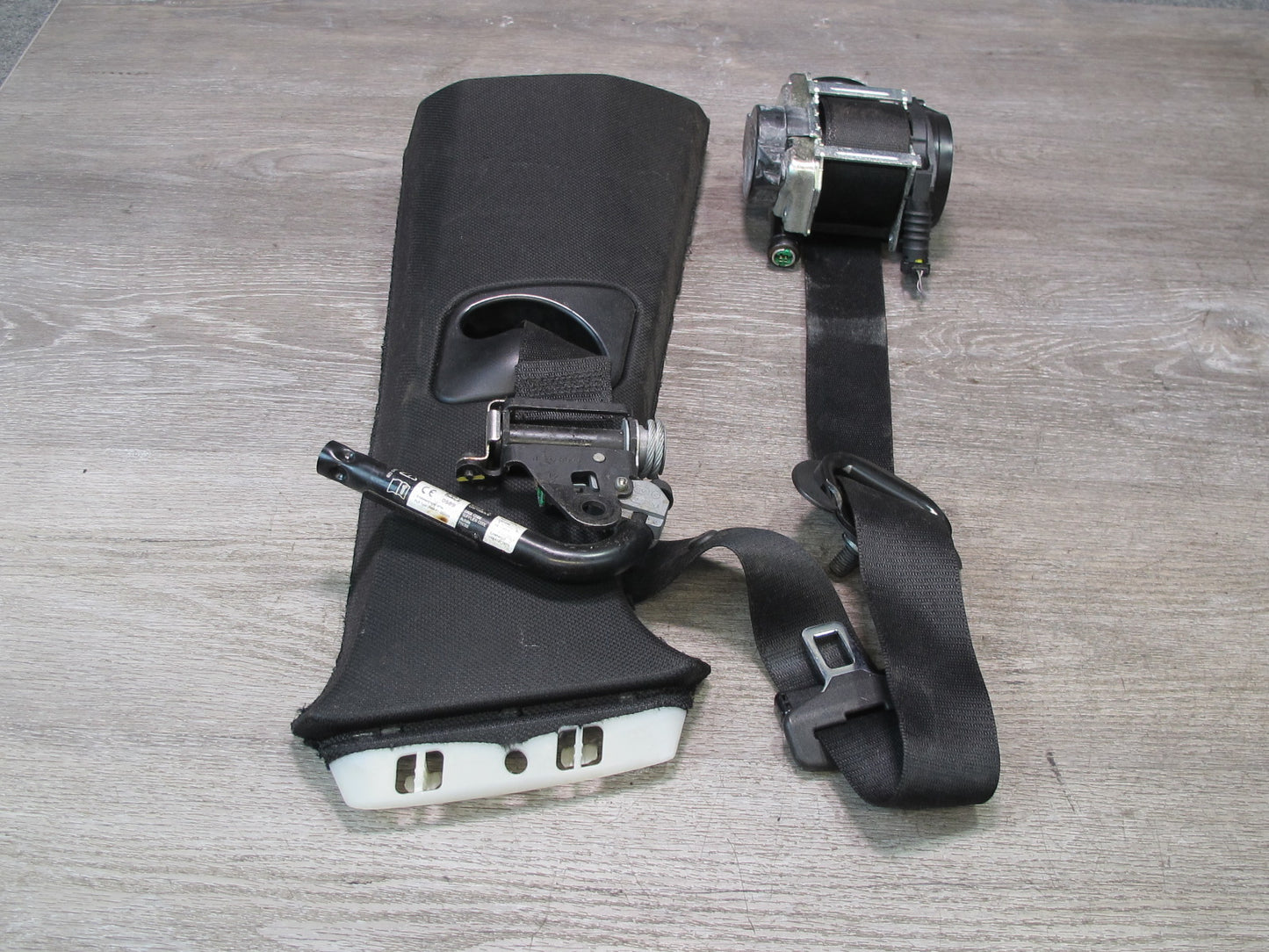 14-18 BMW F15 X5 FRONT RIGHT & LEFT SIDE SEATBELT RETRACTOR W/ B PILLAR TRIM SET OEM