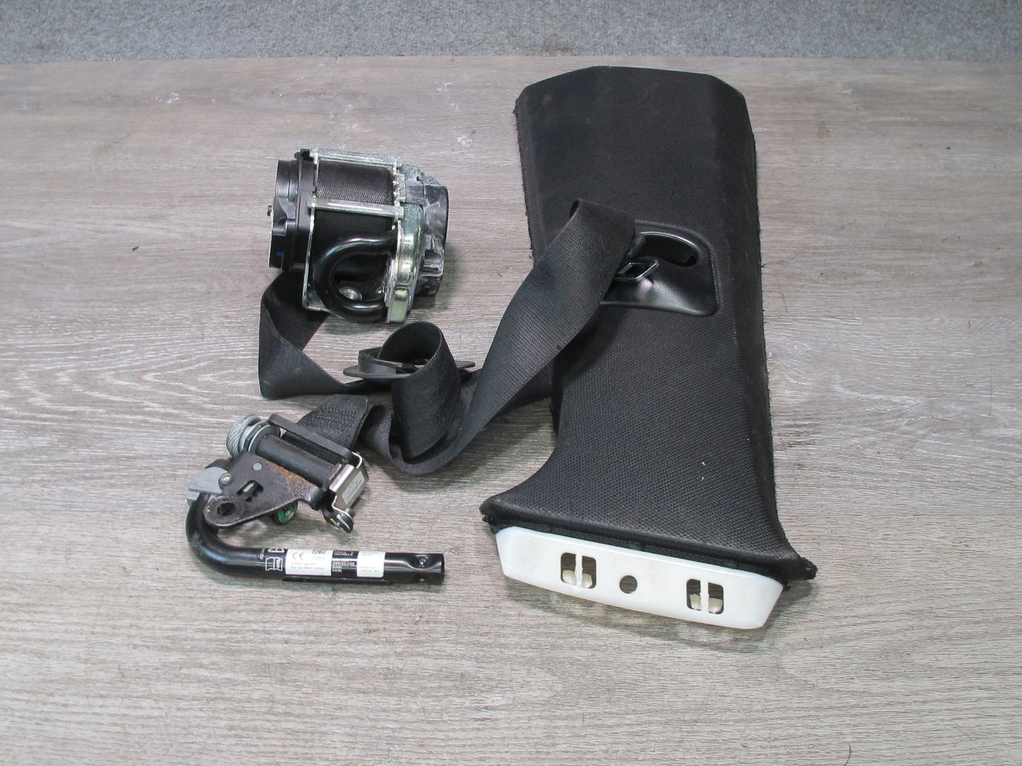 14-18 BMW F15 X5 FRONT RIGHT & LEFT SIDE SEATBELT RETRACTOR W/ B PILLAR TRIM SET OEM