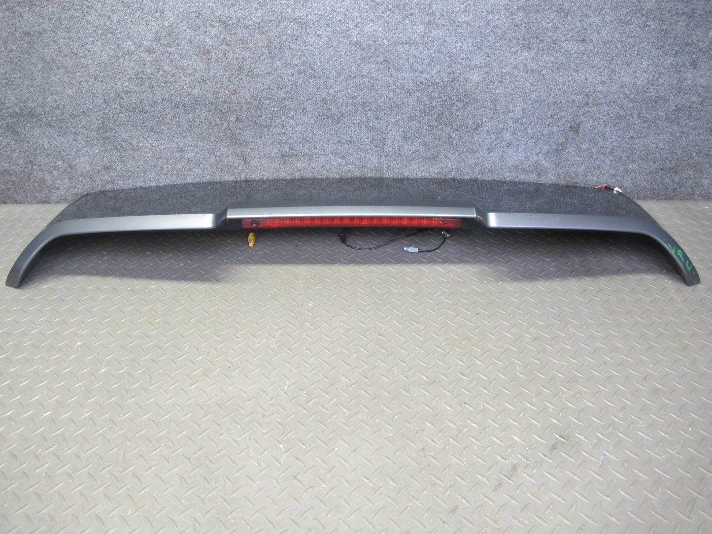 08-10 Porsche Cayenne 957 Turbo Rear Trunk Lid Tailgate Spoiler w Brake Light