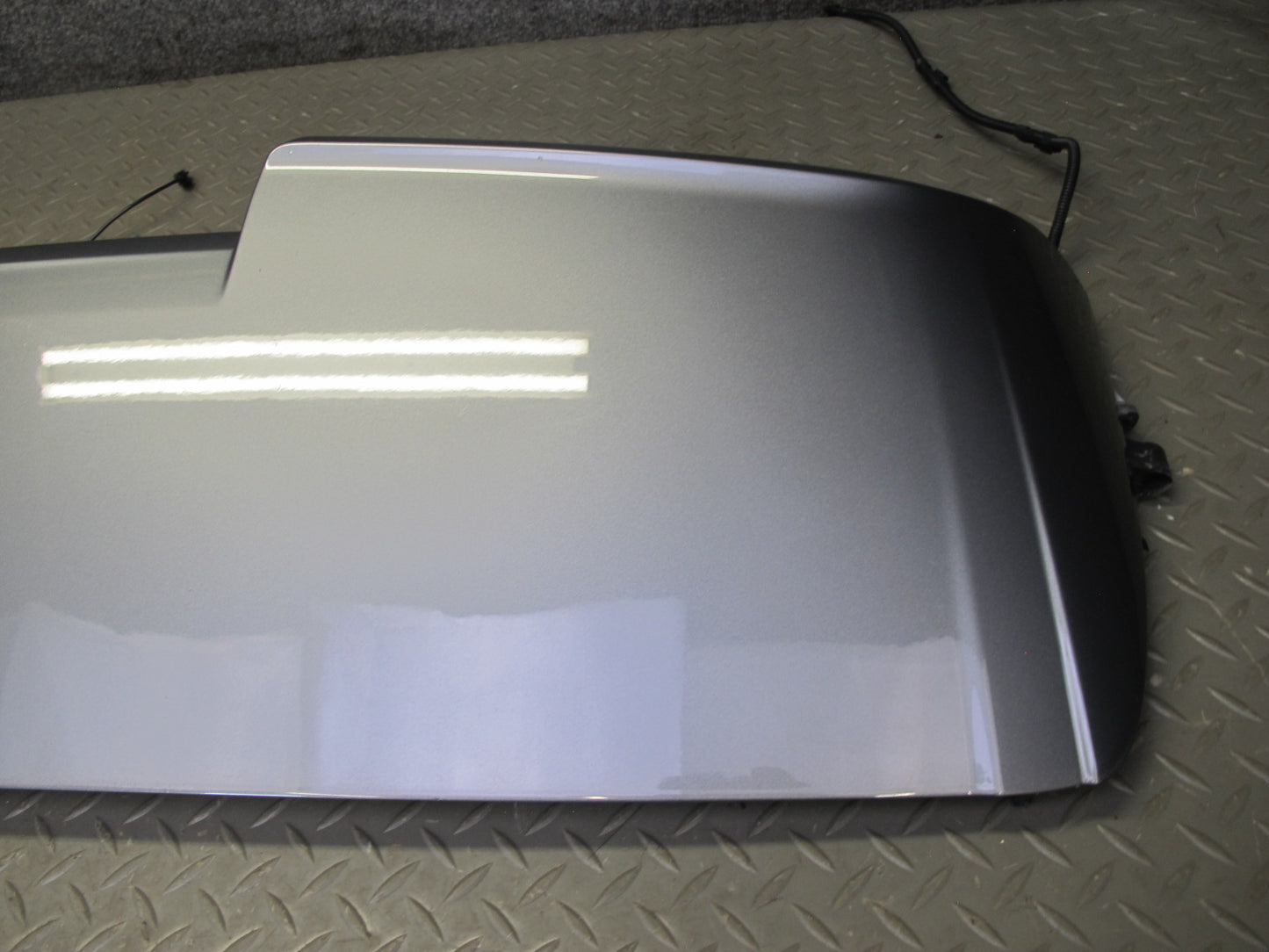08-10 Porsche Cayenne 957 Turbo Rear Trunk Lid Tailgate Spoiler w Brake Light