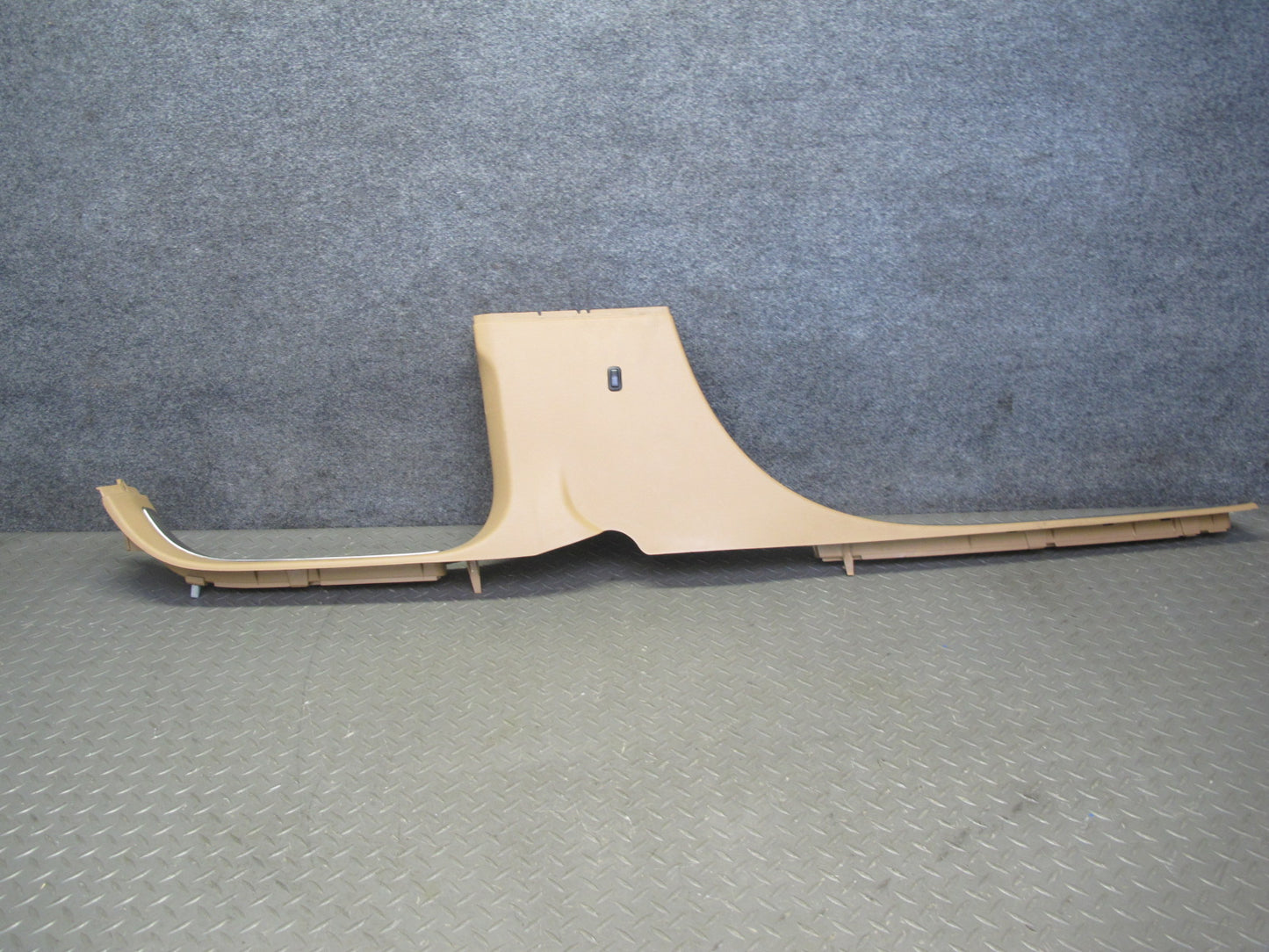 08-10 Porsche Cayenne 957 Left & Right Door Scuff Sill Plate Trim Panel Set