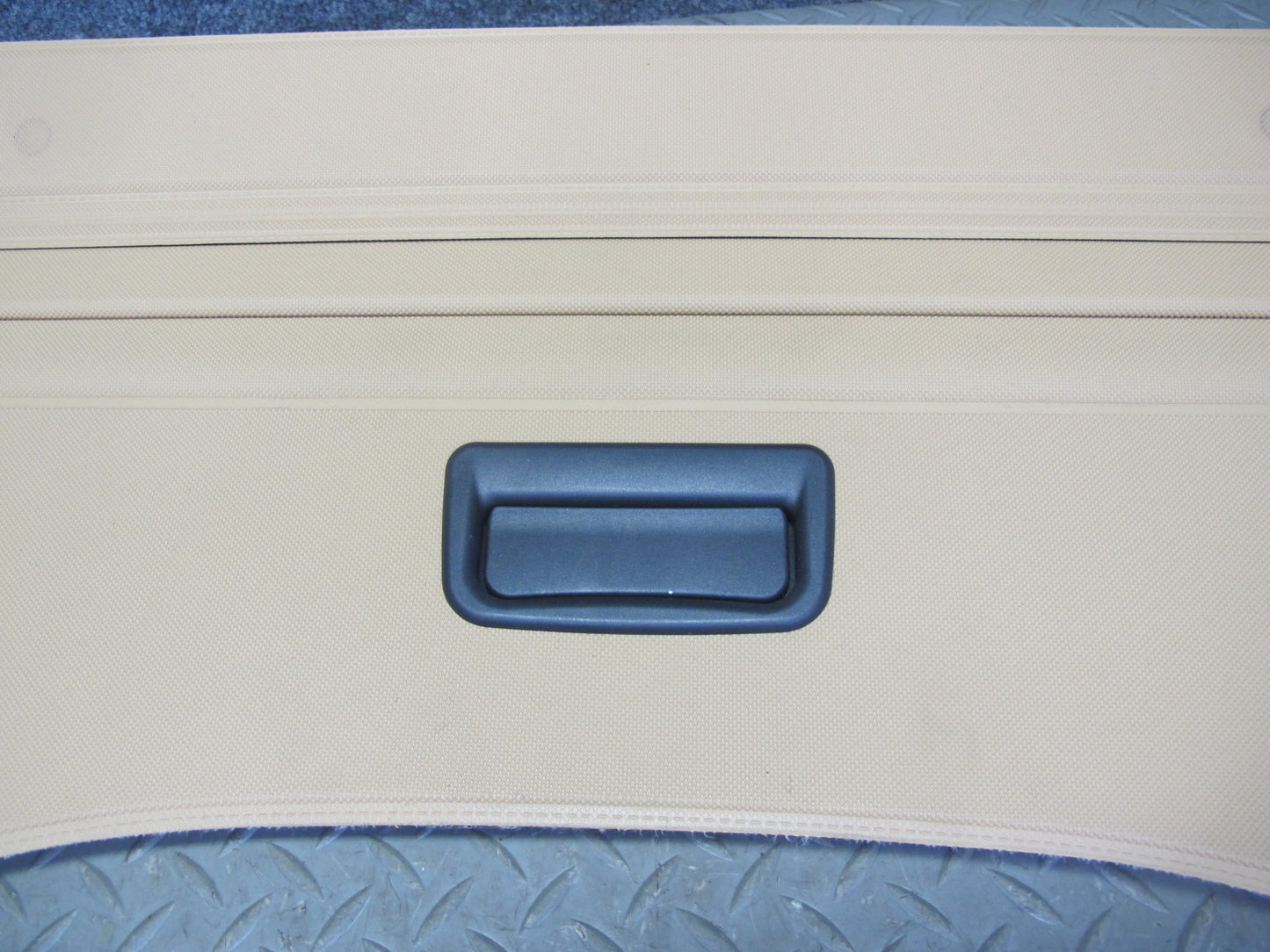 2003-2010 Porsche Cayenne 957 Rear Trunk Cargo Roller Shade Cover