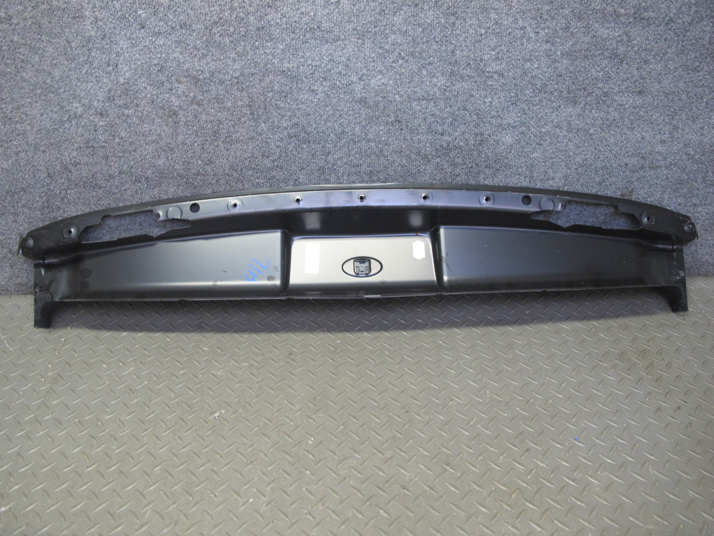 01-06 BMW E46 3-SERIES Convert Folding TOP Roof Front Lock Latch Trim Cover OEM