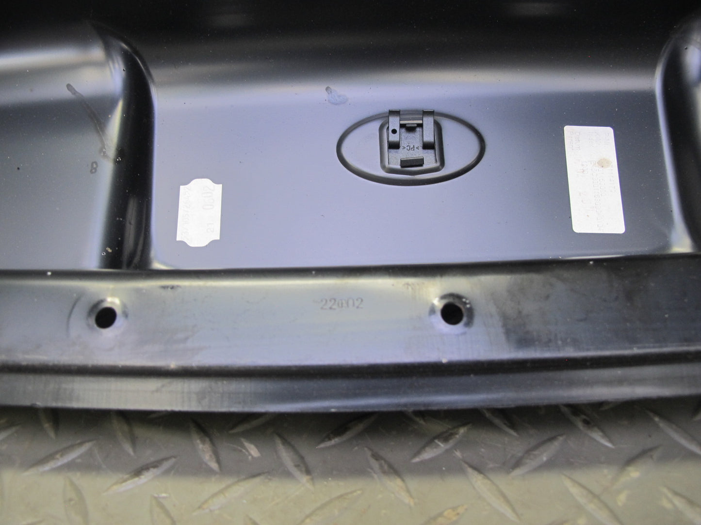 01-06 BMW E46 3-SERIES Convert Folding TOP Roof Front Lock Latch Trim Cover OEM
