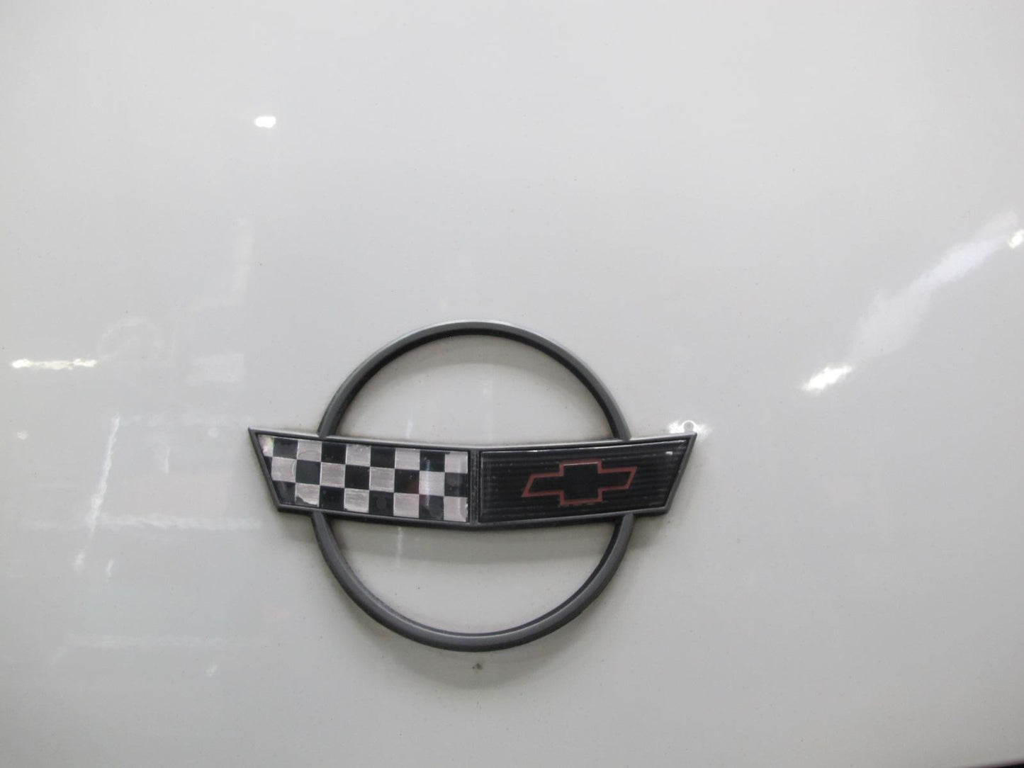 85-96 Chevrolet Corvette C4 Front Hood Bonnet Shell Panel Artic White OEM