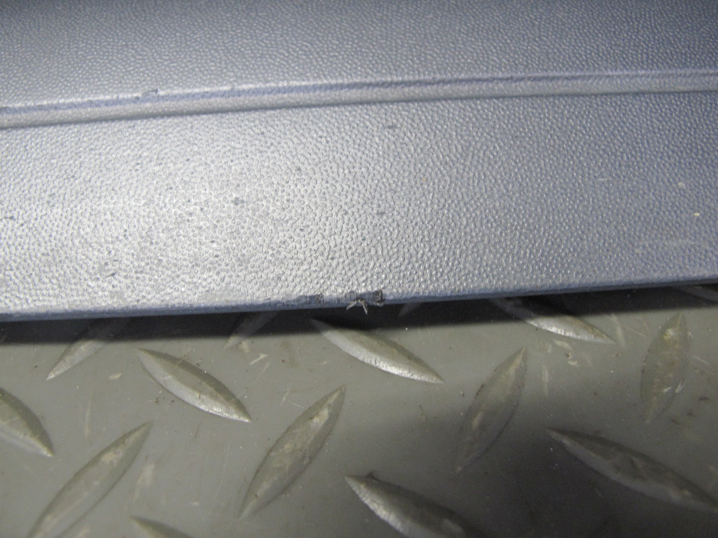 2003-2010 Porsche Cayenne 957 Front Left Door Trim Molding Panel 7L5837787