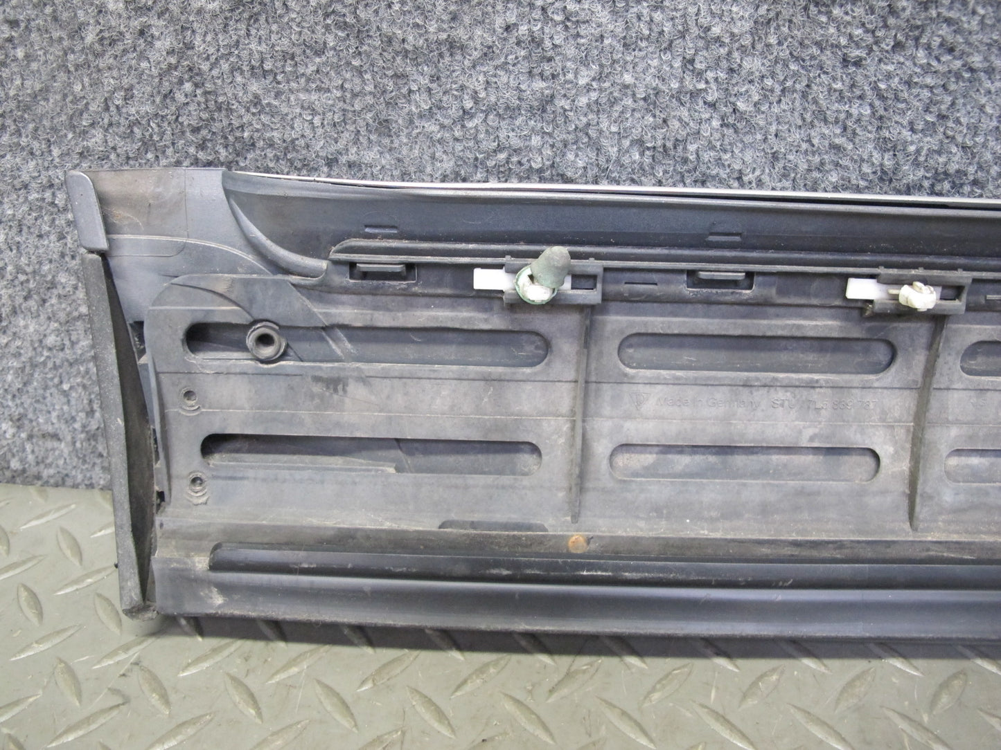 2003-2010 Porsche Cayenne 957 Rear Left Door Trim Molding Panel 7L5839787