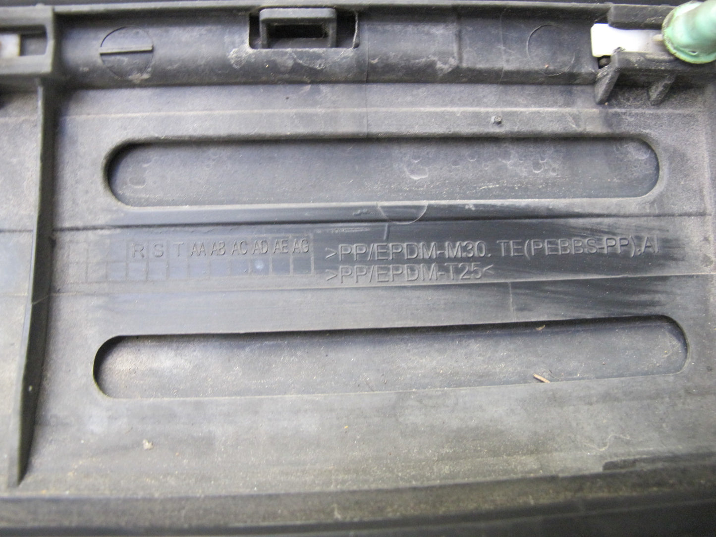 2003-2010 Porsche Cayenne 957 Rear Left Door Trim Molding Panel 7L5839787