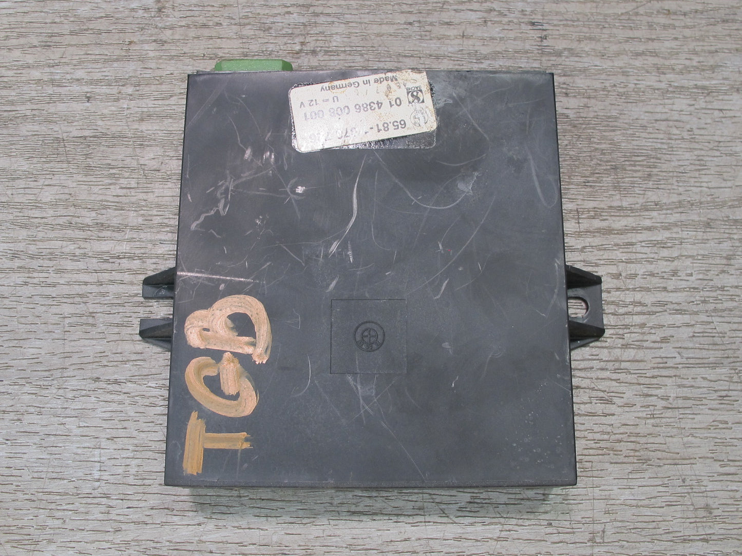 87-91 BMW E30 3-SERIES ON Board Computer Relay Control Module 1373726 OEM