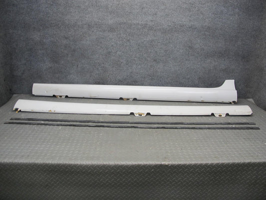 06-09 VW R32 2-DR Left & Right Side Skirt Rocker Panel Candy White w Retaine OEM