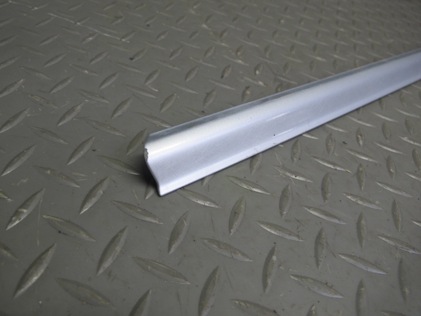01-06 BMW E46 Coupe Convertible Set of 3 Left Door & Quarter Molding Silver OEM
