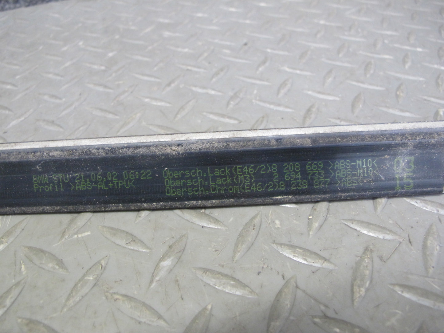 01-06 BMW E46 Coupe Convertible Set of 3 Left Door & Quarter Molding Silver OEM