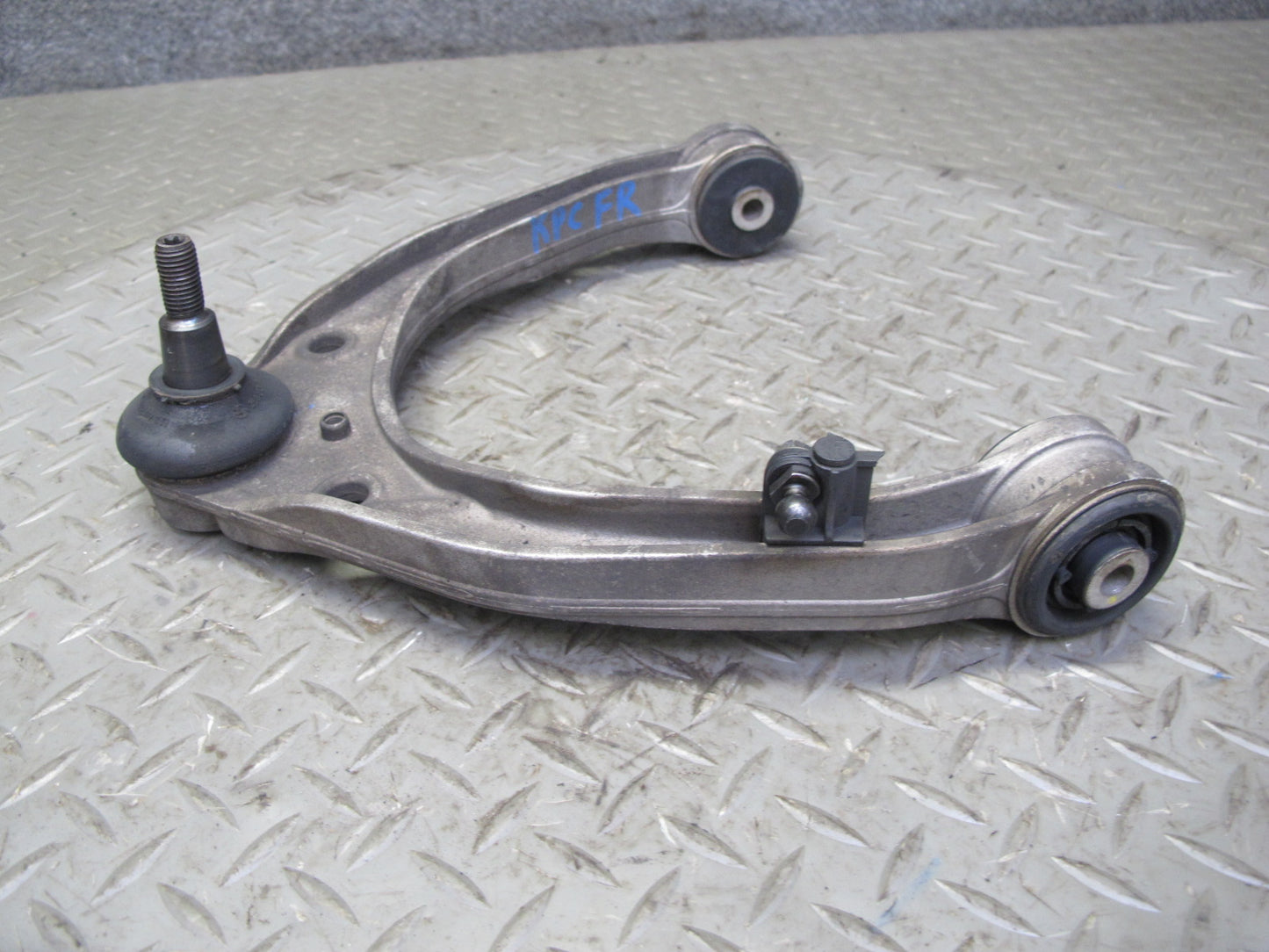 2003-2010 Porsche Cayenne 955 957 Front Suspension Upper Control Arm Set of 2