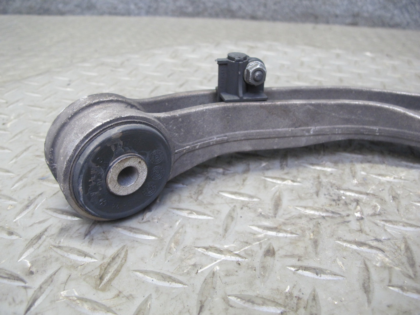 2003-2010 Porsche Cayenne 955 957 Front Suspension Upper Control Arm Set of 2