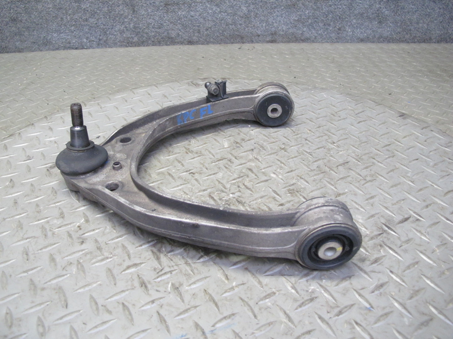 2003-2010 Porsche Cayenne 955 957 Front Suspension Upper Control Arm Set of 2