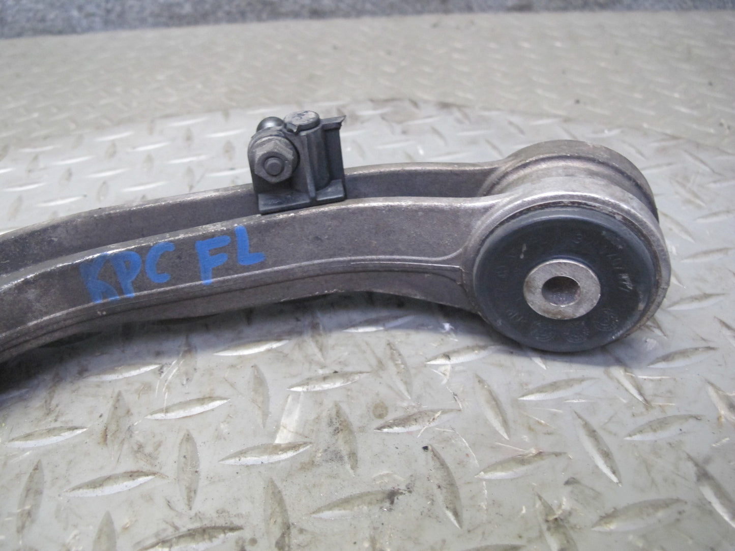 2003-2010 Porsche Cayenne 955 957 Front Suspension Upper Control Arm Set of 2