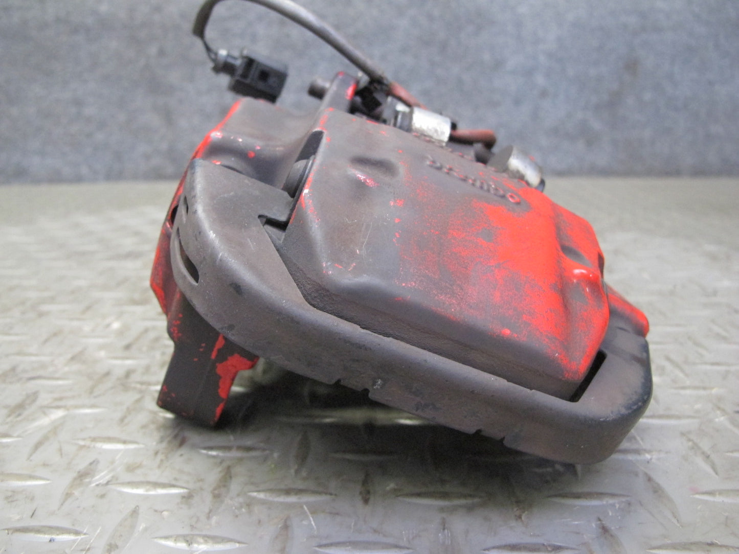 2003-2006 Porsche Cayenne 955 Turbo Rear Left & Right Brembo Brake Caliper Set