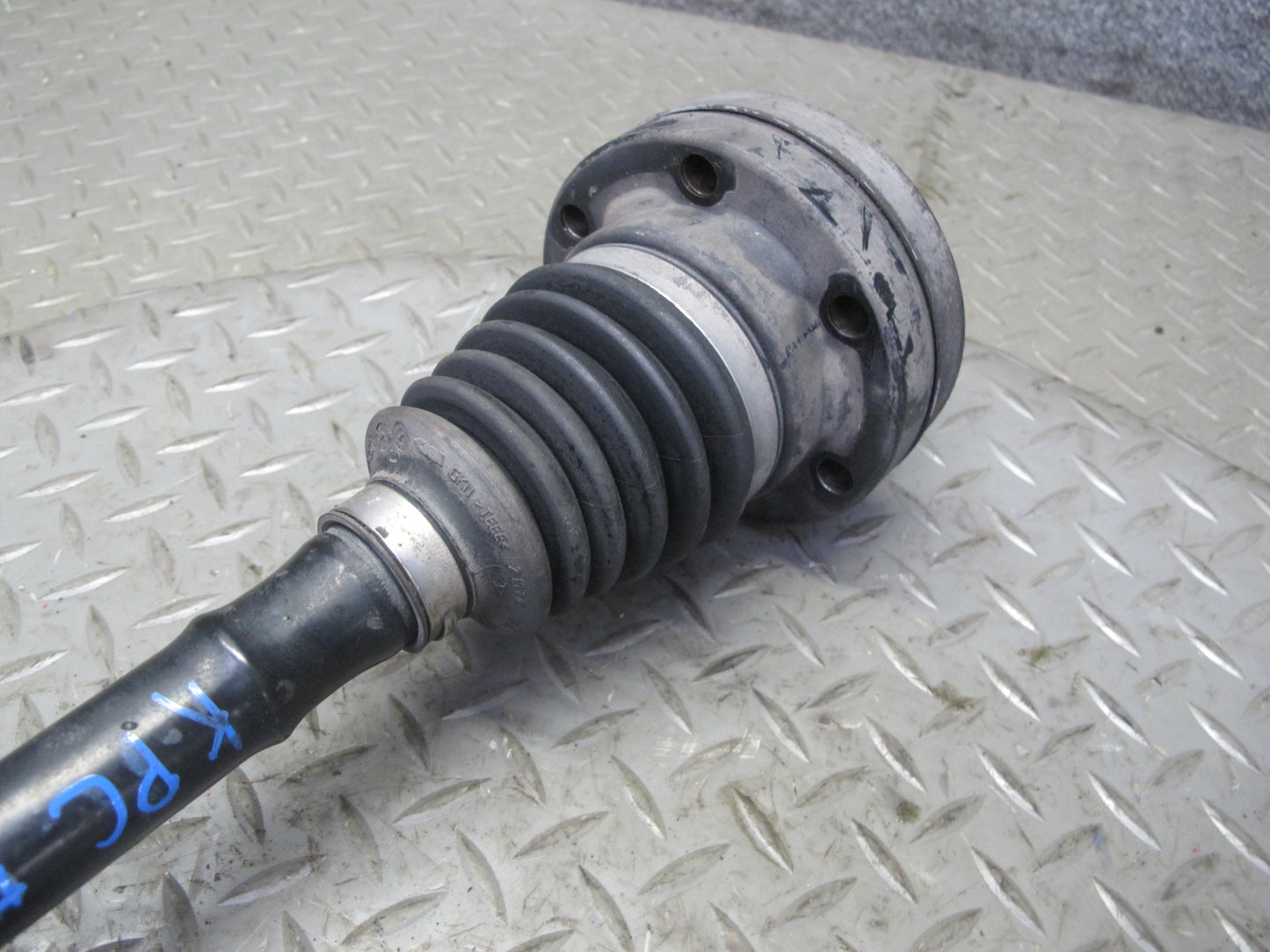 2006 Porsche Cayenne 955 Turbo Front Left or Right Suspension Axle Shaft