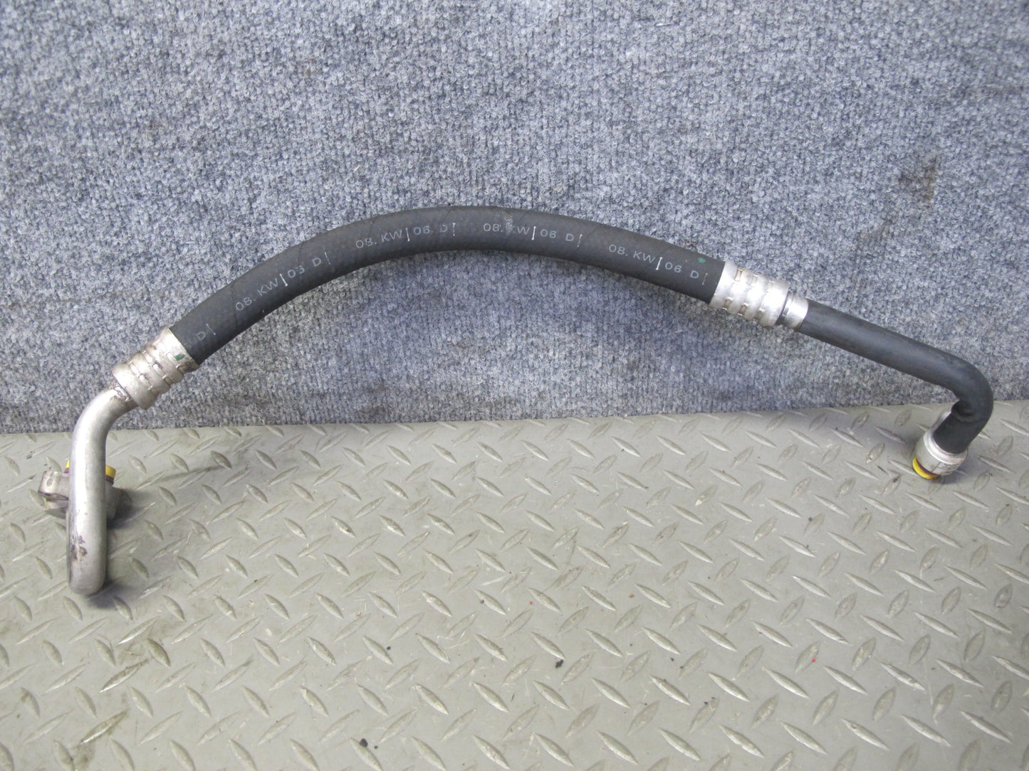 2003-2006 Porsche Cayenne 955 A/C Air Condition Hoses Pipe Line Set of 2