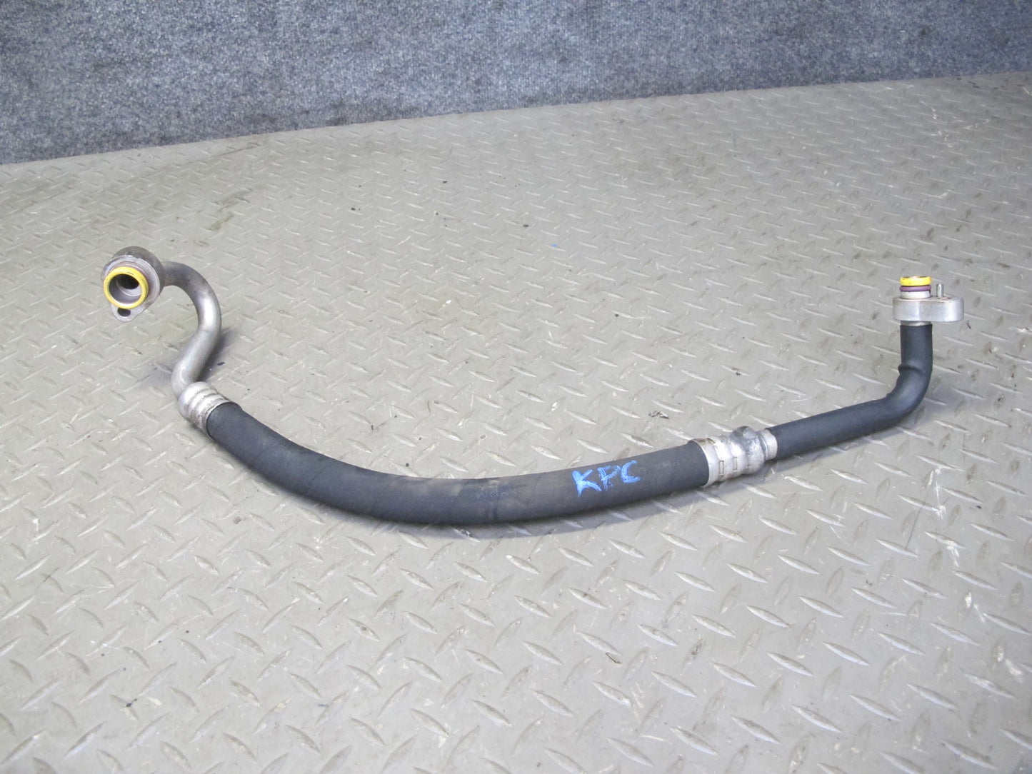 2003-2006 Porsche Cayenne 955 A/C Air Condition Hoses Pipe Line Set of 2