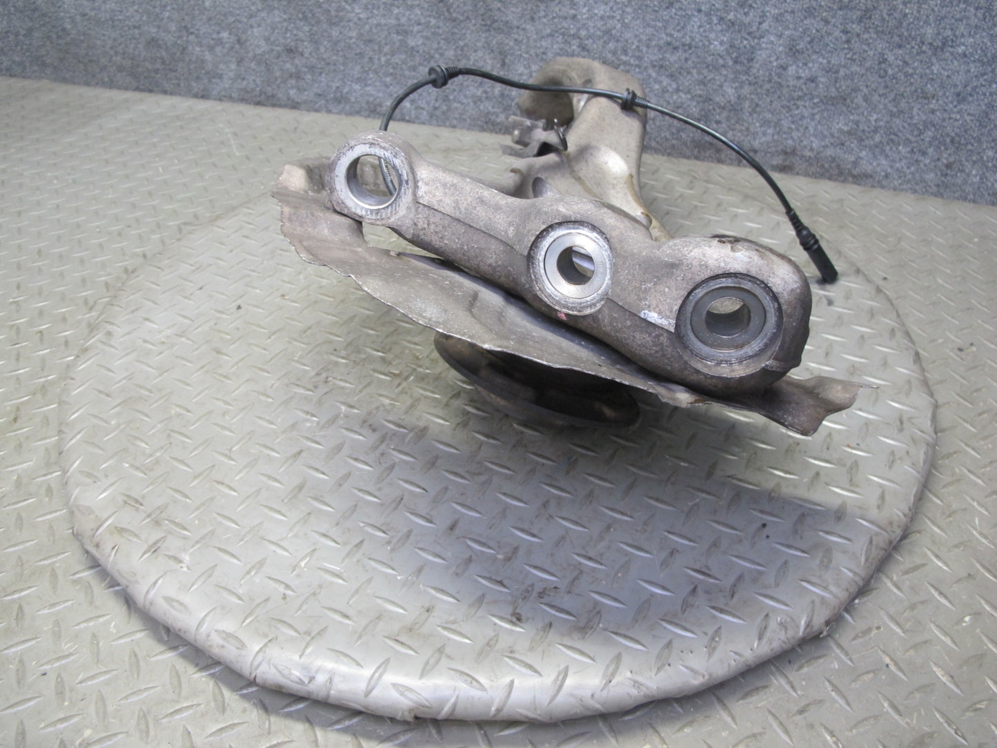 2014-2018 BMW F15 X5 AWD Front Right Spindle Knuckle Wheel Hub Bearing 6773784