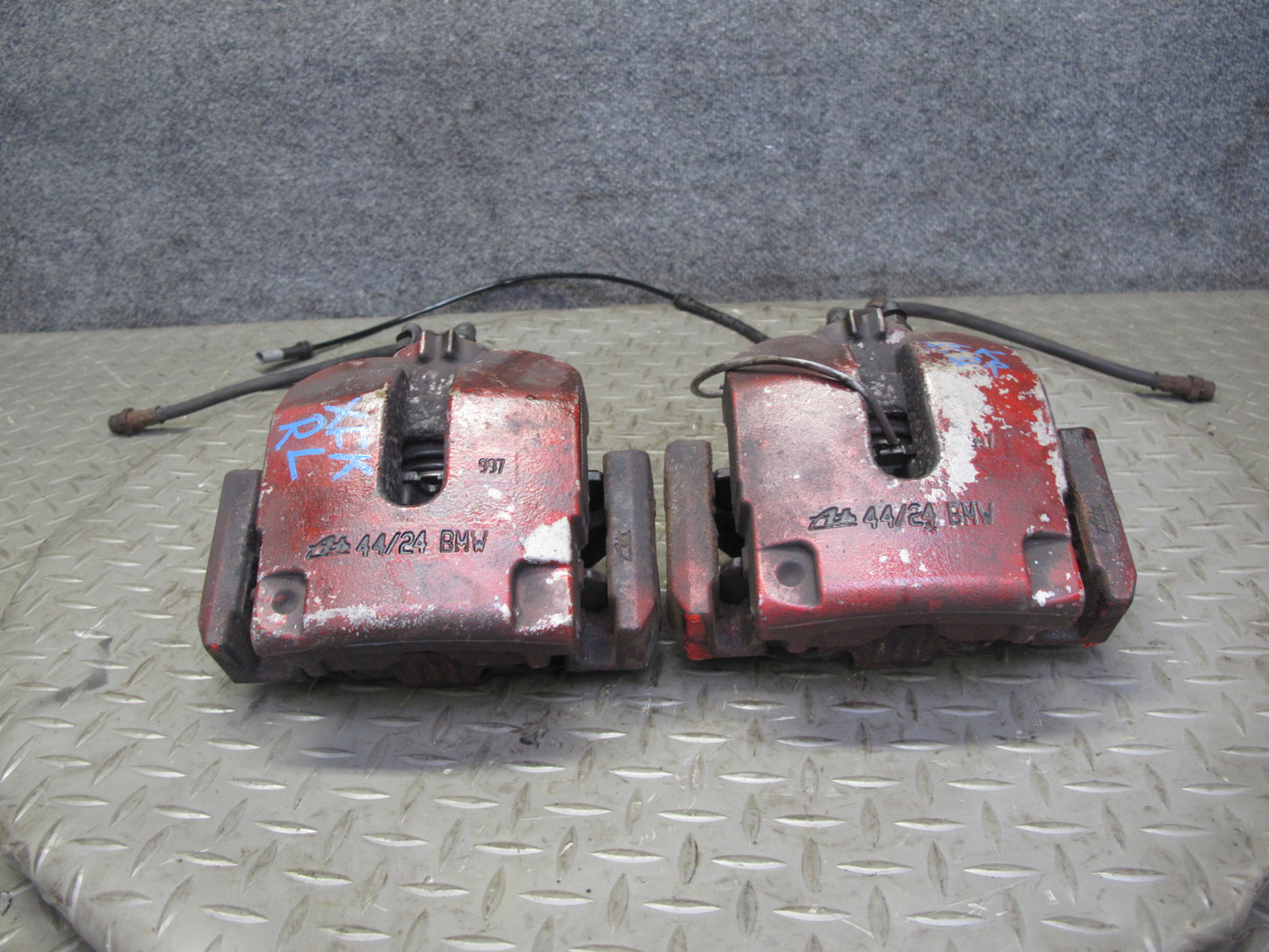 2014-2018 BMW F15 X5 AWD Rear Left & Right Brake Caliper Set of 2
