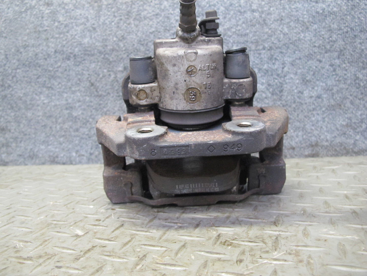 2014-2018 BMW F15 X5 AWD Rear Left & Right Brake Caliper Set of 2