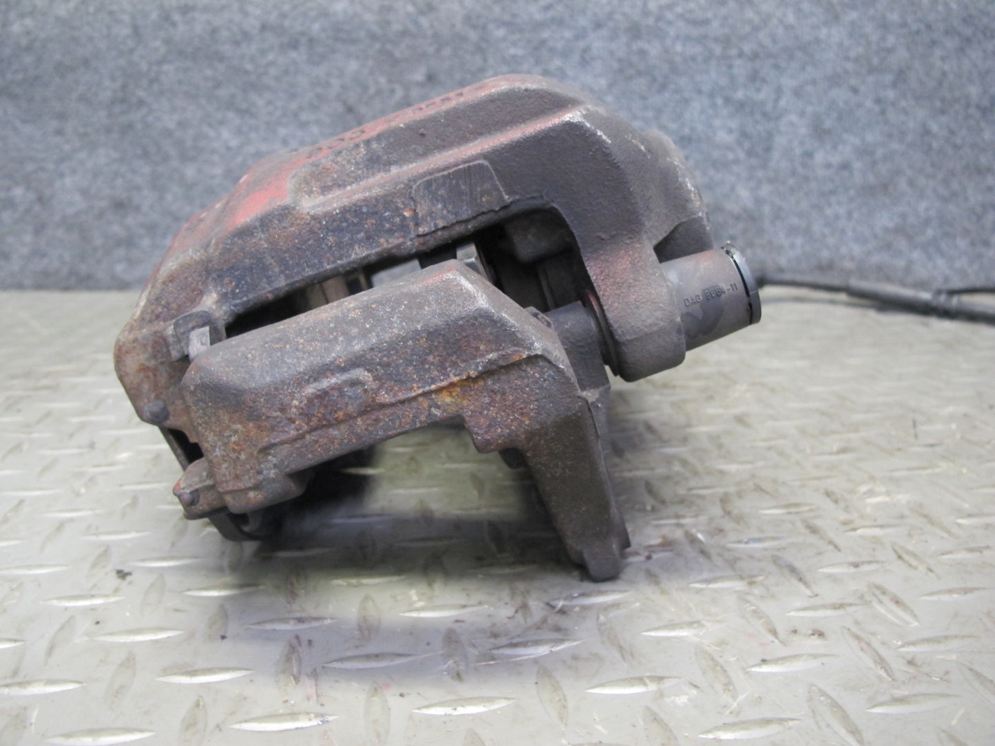 2014-2018 BMW F15 X5 AWD Front Left & Right Brake Caliper Set of 2