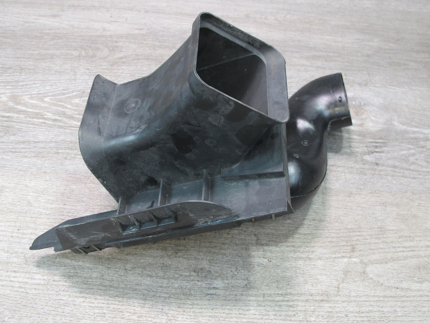 01-06 BMW E46 Coupe Convertible Front Left Right Air Duct Channel w Pipe OEM