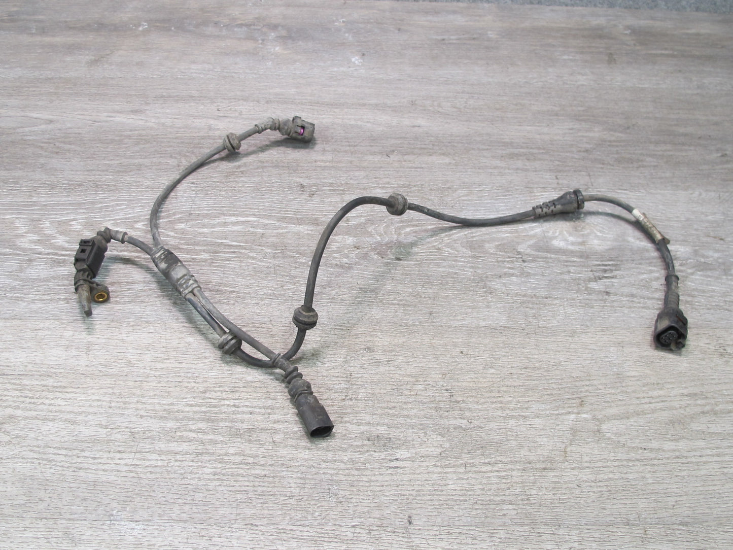 2003-2006 Porsche Cayenne 955 Rear Left Wheel ABS Sensor