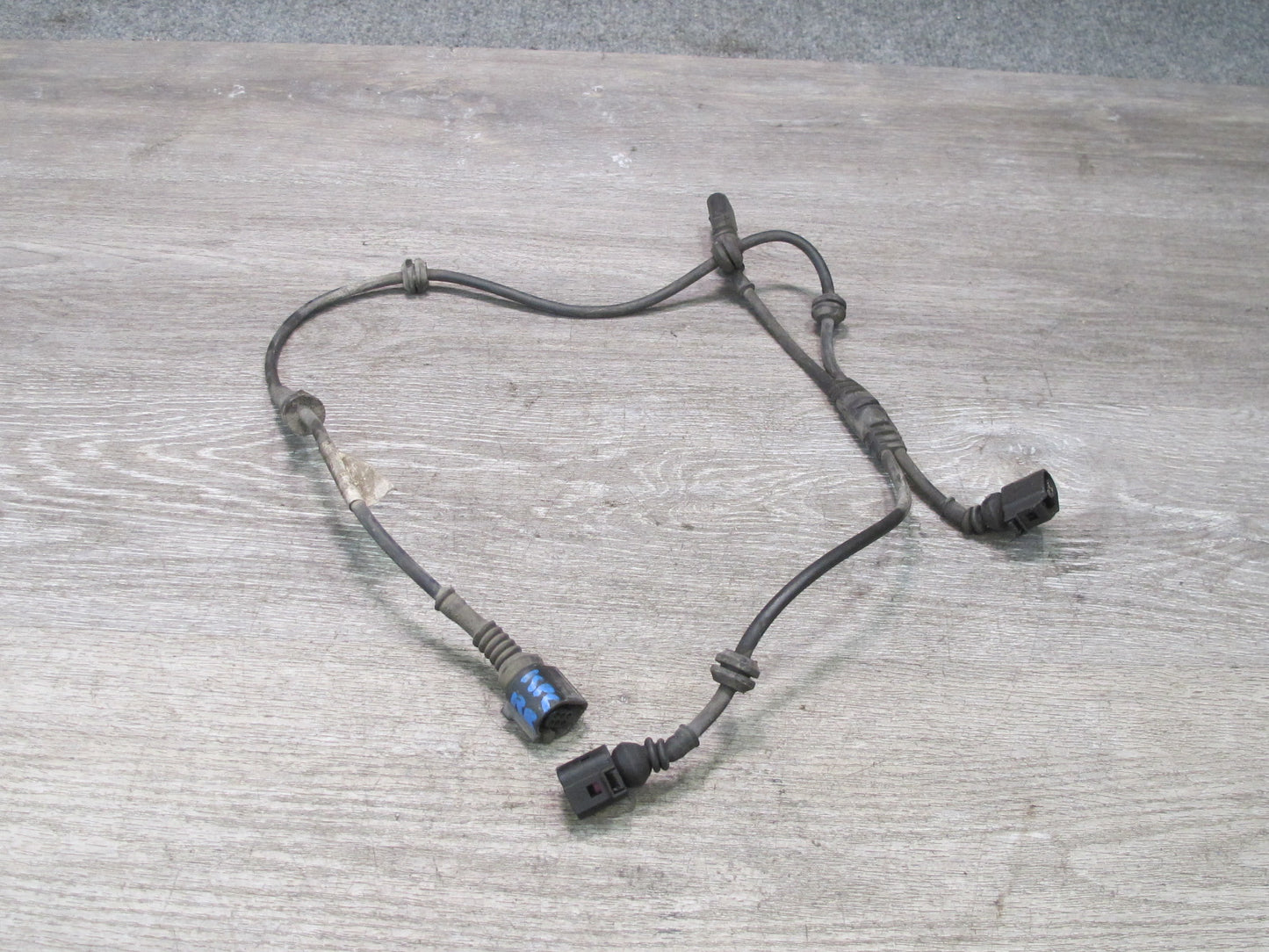 2003-2006 Porsche Cayenne 955 Rear Right Wheel ABS Sensor