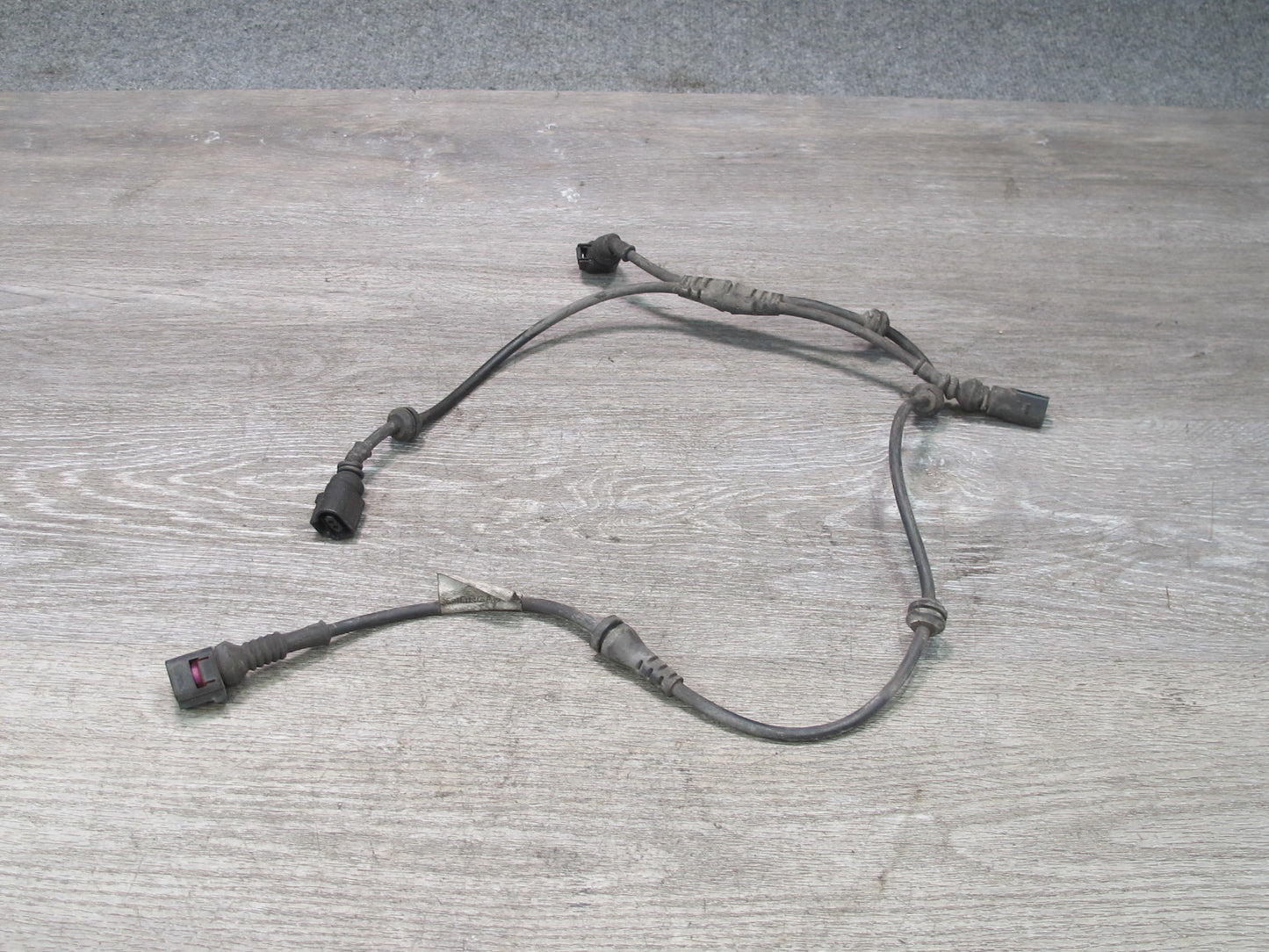 2003-2006 Porsche Cayenne 955 Rear Right Wheel ABS Sensor