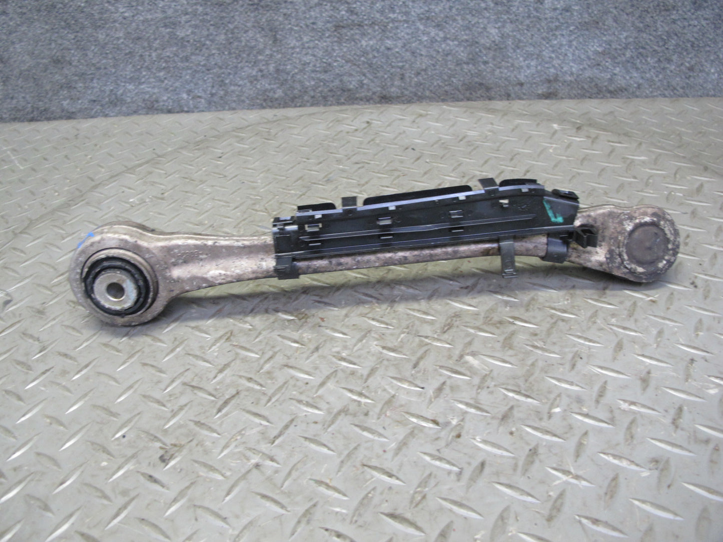 2014-2018 BMW F15 X5 AWD Rear Left Suspension Upper Control Arm Set of 2