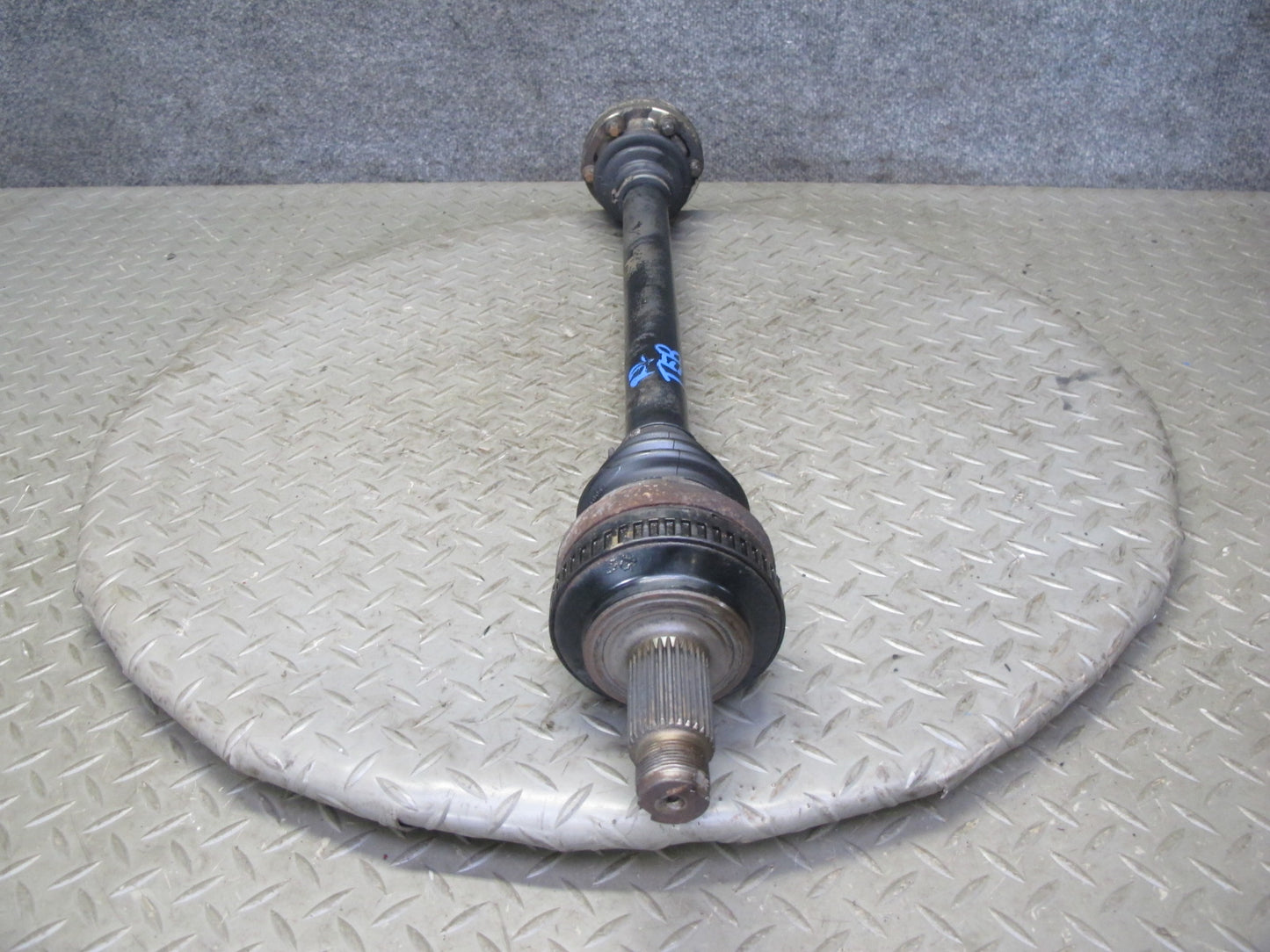 01-06 BMW E46 330Ci 330i RWD A/T Rear Right Suspension Axle Shaft 7505290 OEM