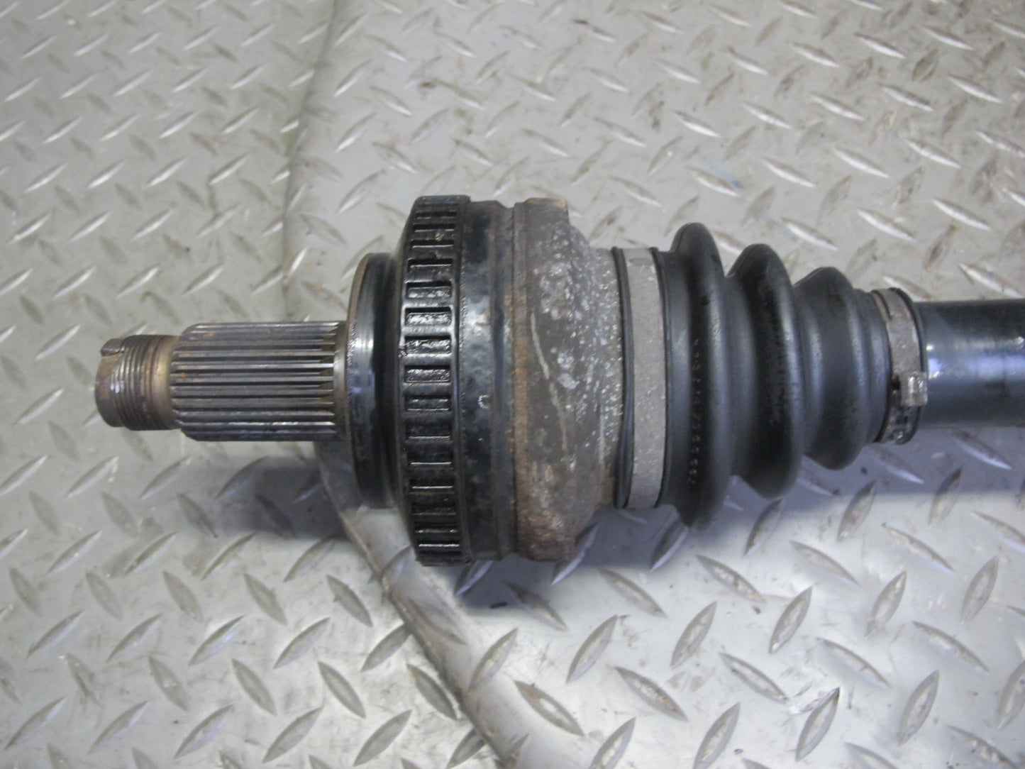 01-06 BMW E46 330Ci 330i RWD A/T Rear Right Suspension Axle Shaft 7505290 OEM
