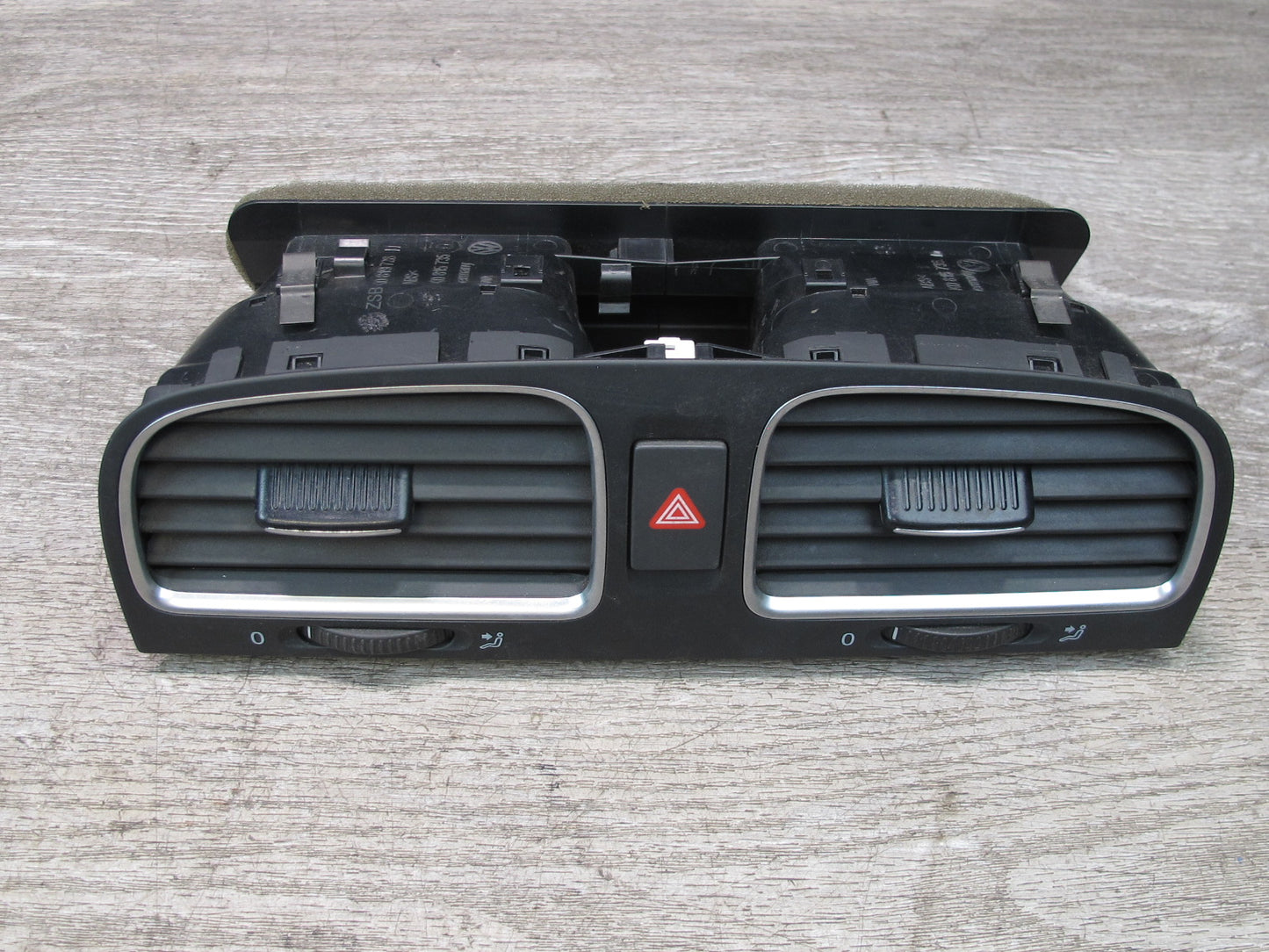 10-14 VW Golf R 1K8 GTI MK6 Dash A/C Air Vent Grille Center Outer Set OEM