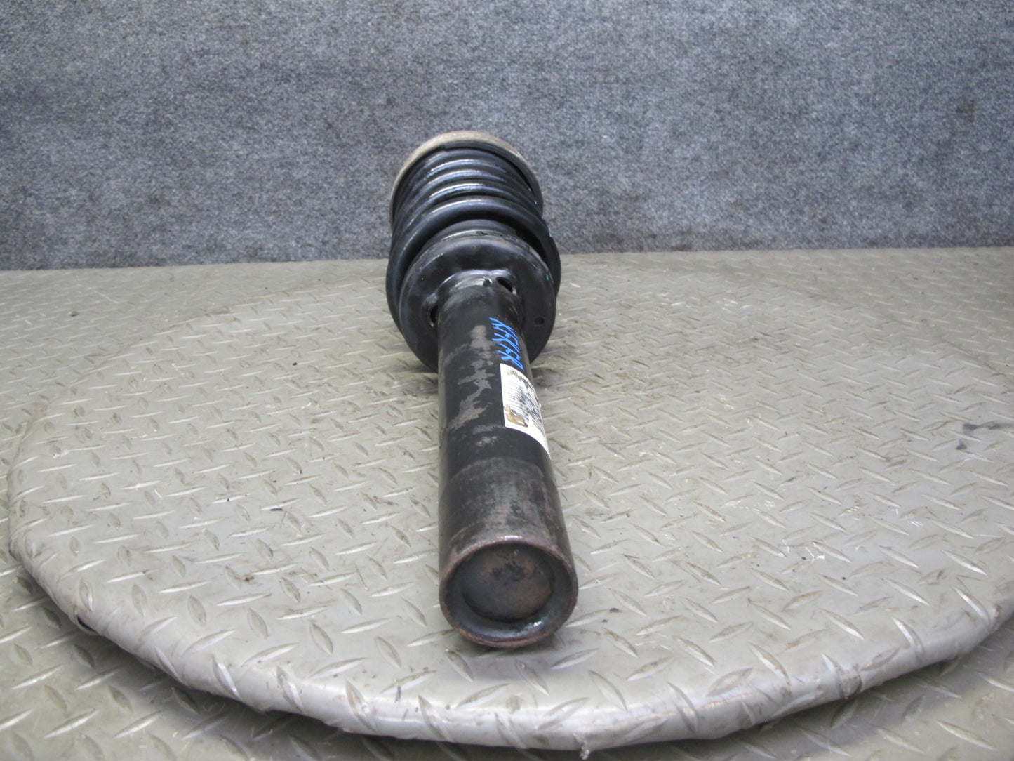 2014-2018 BMW F15 X5 AWD Front Left & Right Strut Shock Absorber Set of 2