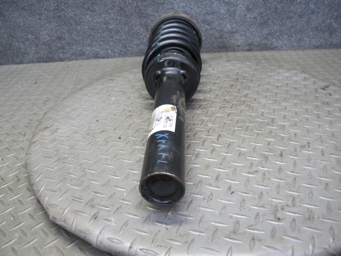 2014-2018 BMW F15 X5 AWD Front Left & Right Strut Shock Absorber Set of 2