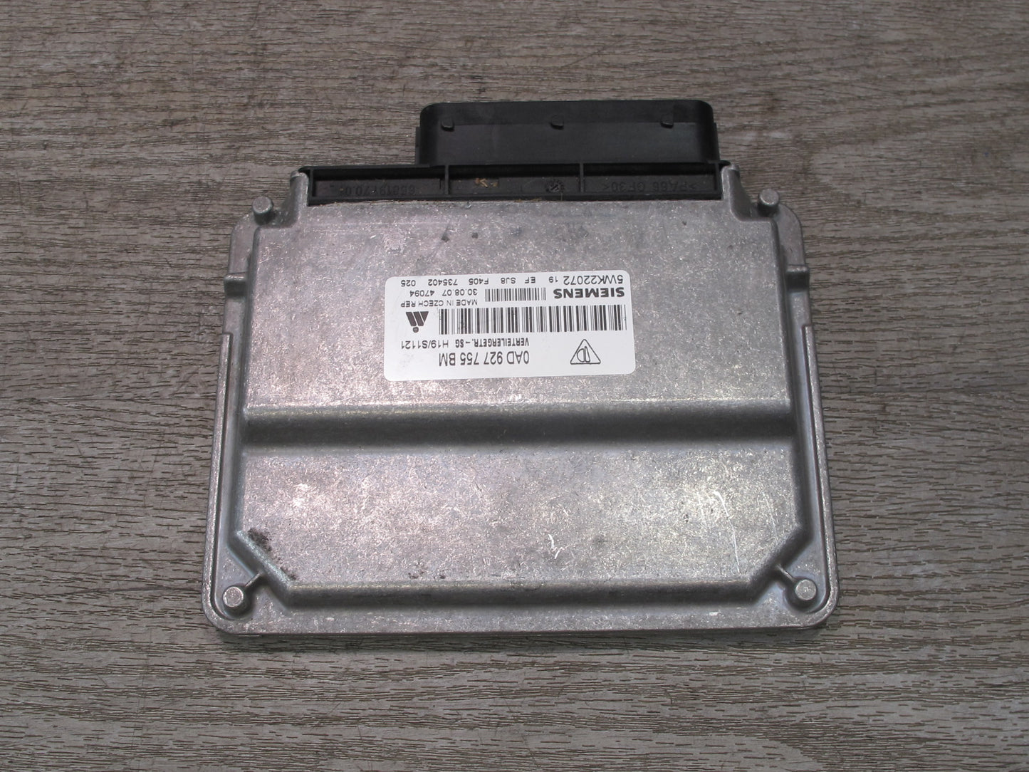 2008-2010 Porsche Cayenne 957 A/T Transfer Case Control Module 0AD927755BM
