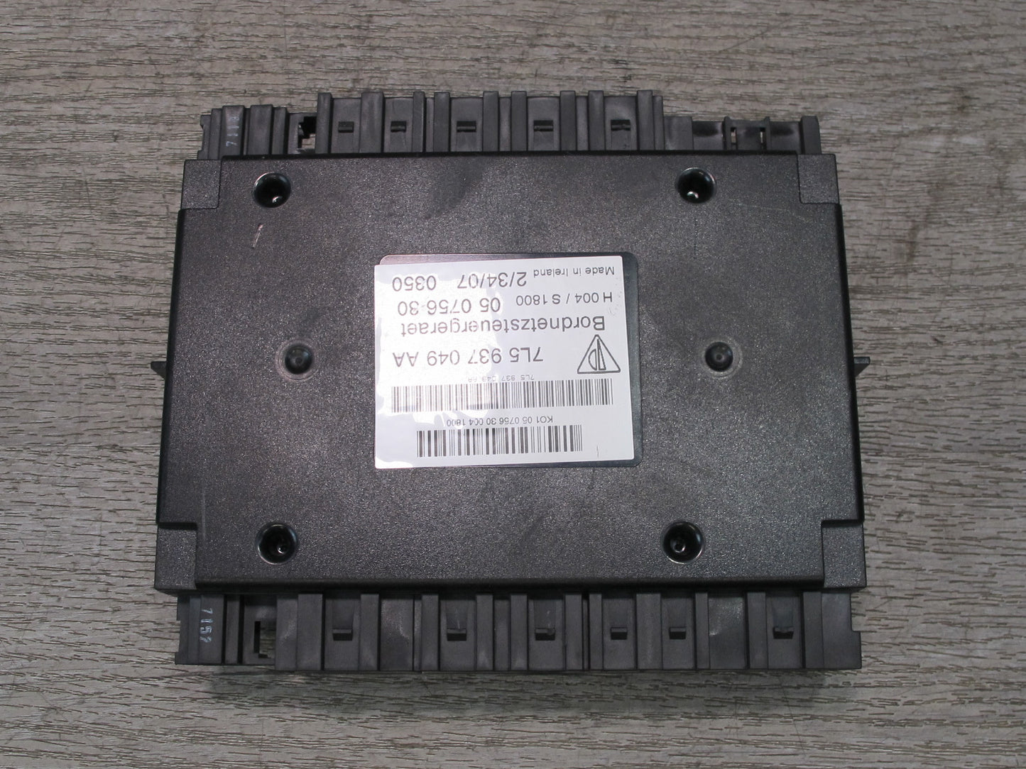 2008-2010 Porsche Cayenne 957 Body Control Module Unit BCM BCU 7L5937049AA