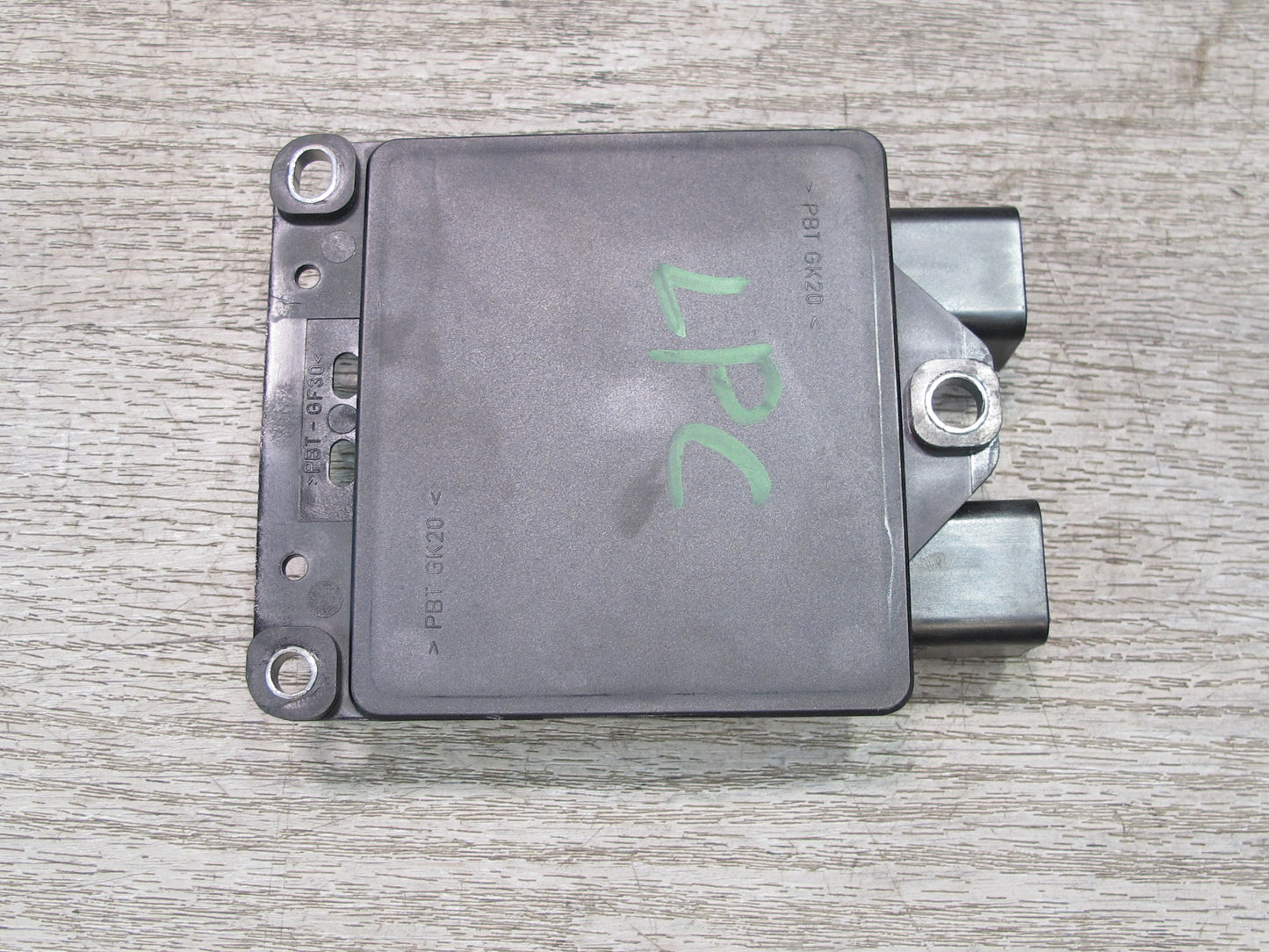 2008-2010 Porsche Cayenne 957 Front Right Seat Occupancy Weight Sensor