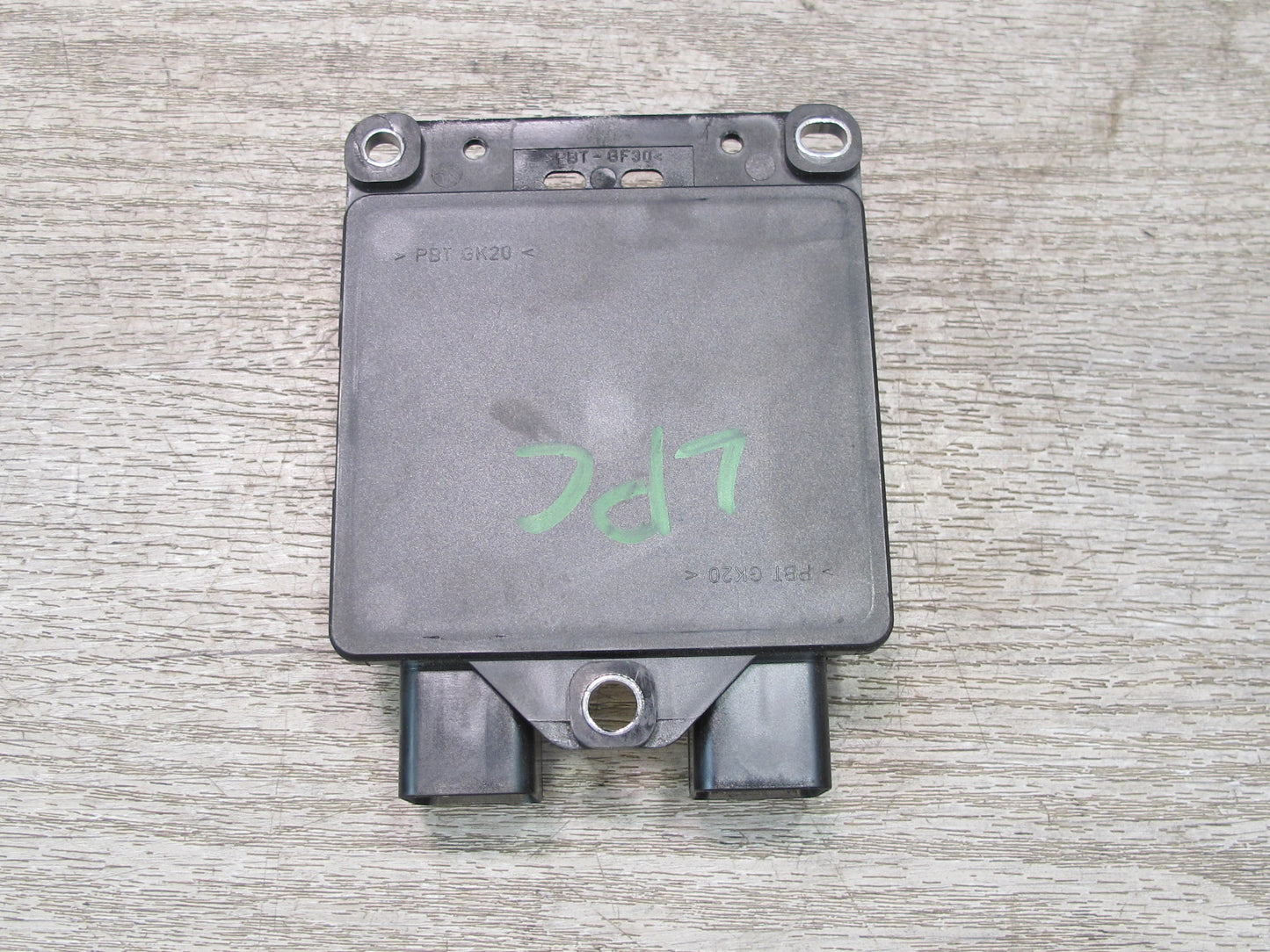 2008-2010 Porsche Cayenne 957 Front Right Seat Occupancy Weight Sensor