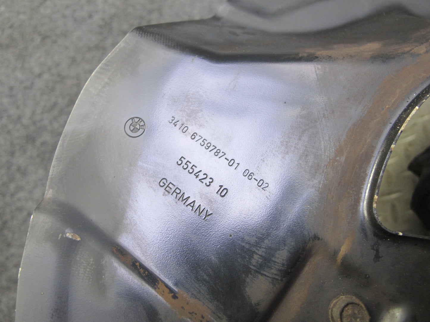 02-06 BMW E46 330i 330Ci Front Left Spindle Knuckle Wheel Hub Bearing OEM