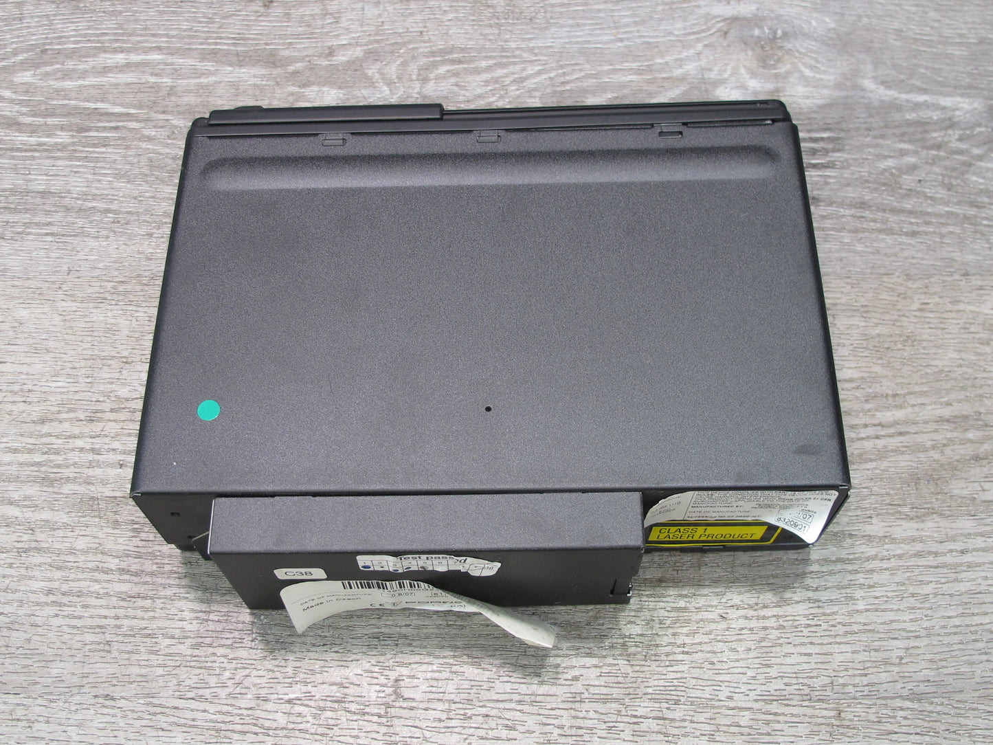 2003-2010 Porsche Cayenne 955 957 CD Changer Player w Magazine 7L5035111D