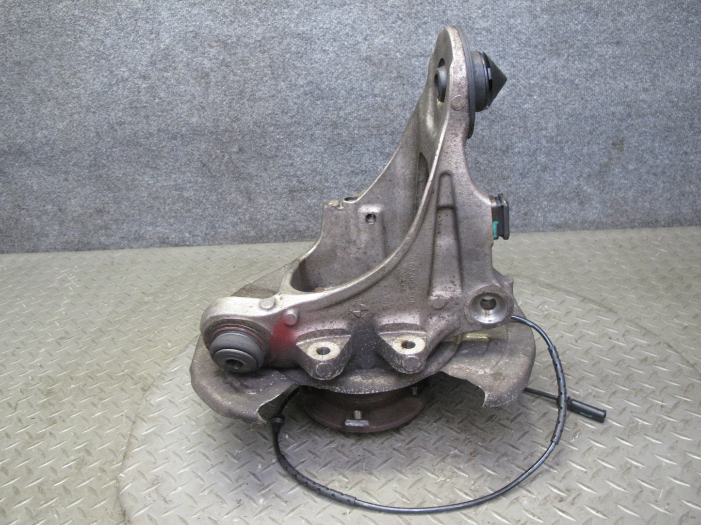 2014-2018 BMW F15 X5 AWD Rear Left Spindle Knuckle Wheel Hub Bearing 6770984