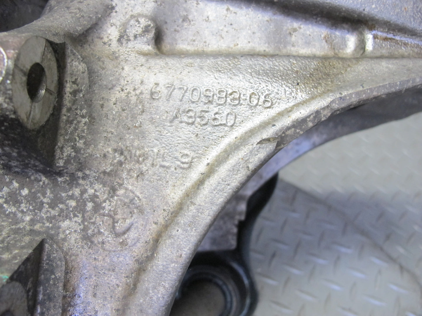2014-2018 BMW F15 X5 AWD Rear Left Spindle Knuckle Wheel Hub Bearing 6770983