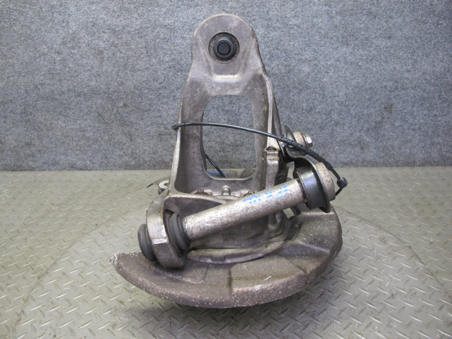 2014-2018 BMW F15 X5 AWD Rear Left Spindle Knuckle Wheel Hub Bearing 6770983